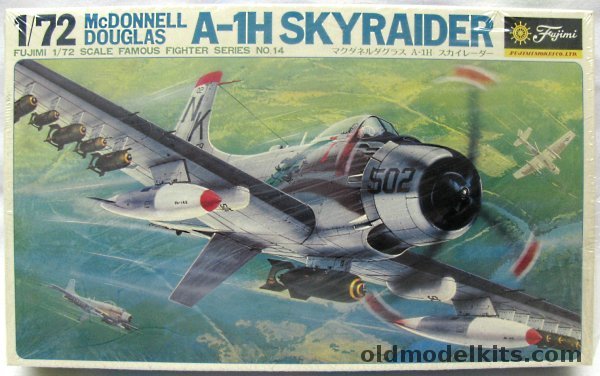 Fujimi 1/70 A-1H or AD-6 Douglas Skyraider, 7A14-400 plastic model kit